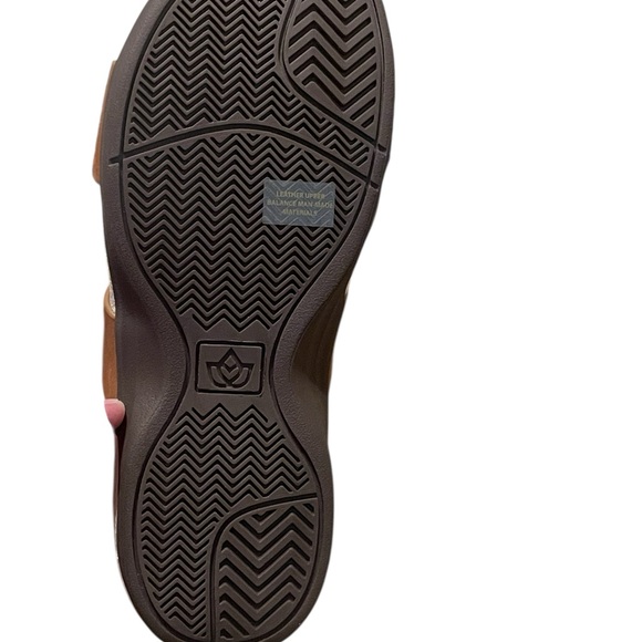 Spenco Vista Women’s Sandals,‎ Color: Saddle, Size 7.5B, NIB - Picture 4 of 6